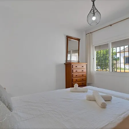 Mediterranean Near The Sea In - Palmeras 23a *