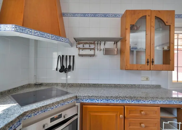 Mediterranean Near The Sea In - Palmeras 23a * Марбелья