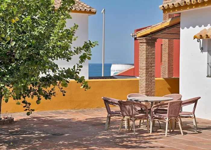 Апартаменти Mediterranean Near The Sea In - Palmeras 23a
